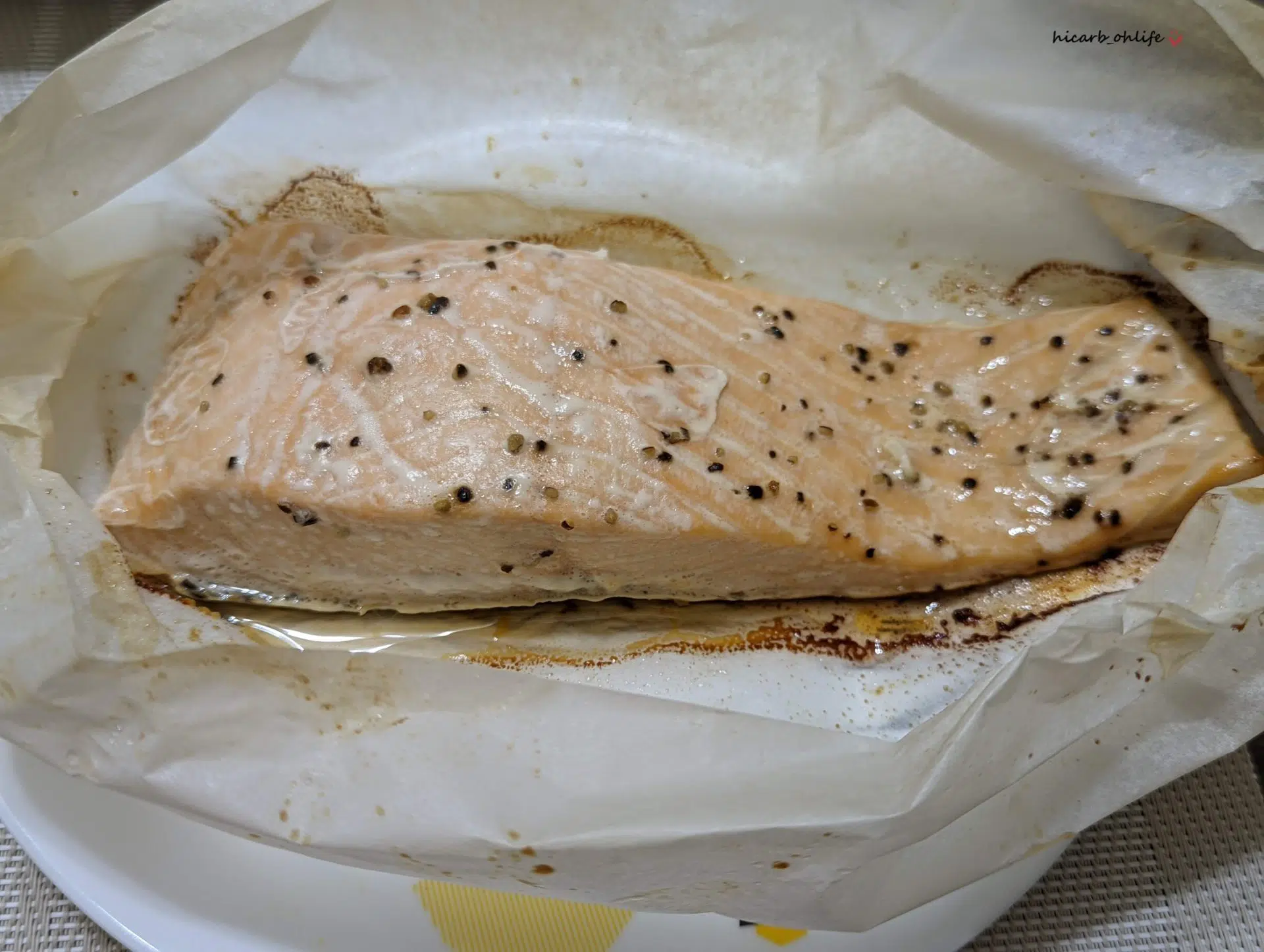 【紙包鮭魚】輕鬆搞定系列｜懶人進廚房｜香噴噴烤箱料理｜比簡單更簡單的事